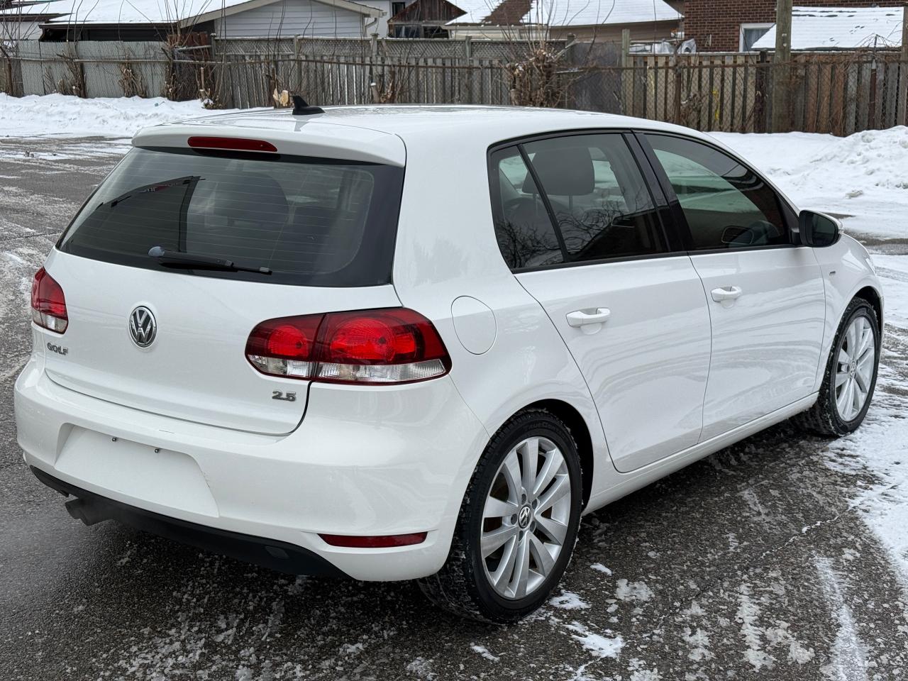 2013 Volkswagen Golf wolfsburg edition Photo