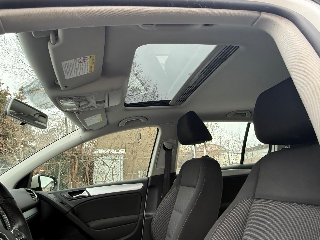 2013 Volkswagen Golf wolfsburg edition Photo