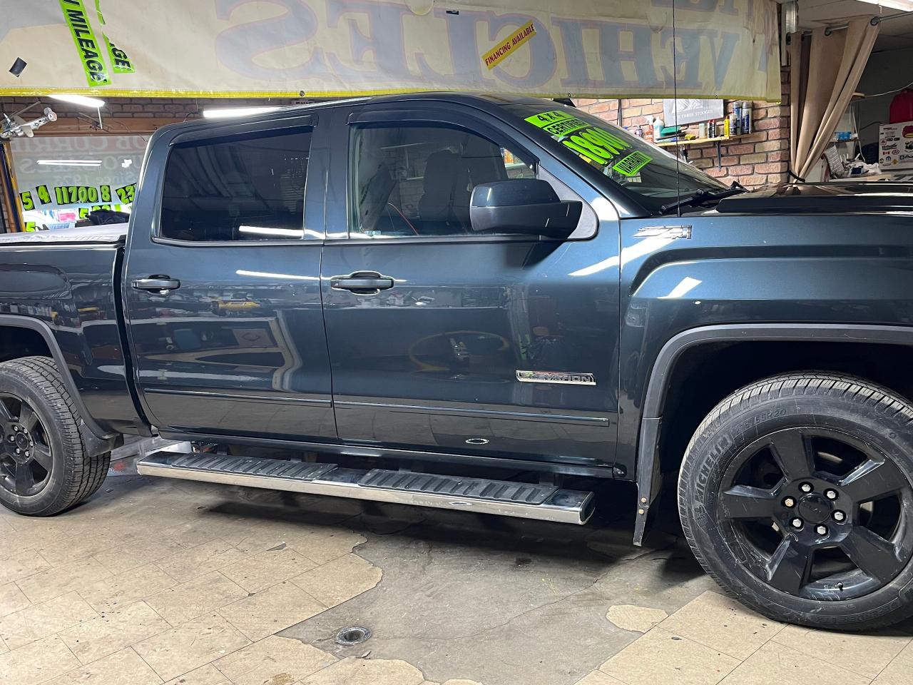 2017 GMC Sierra 1500 SLE ELEVATION Z71 CREW 4X4 Photo