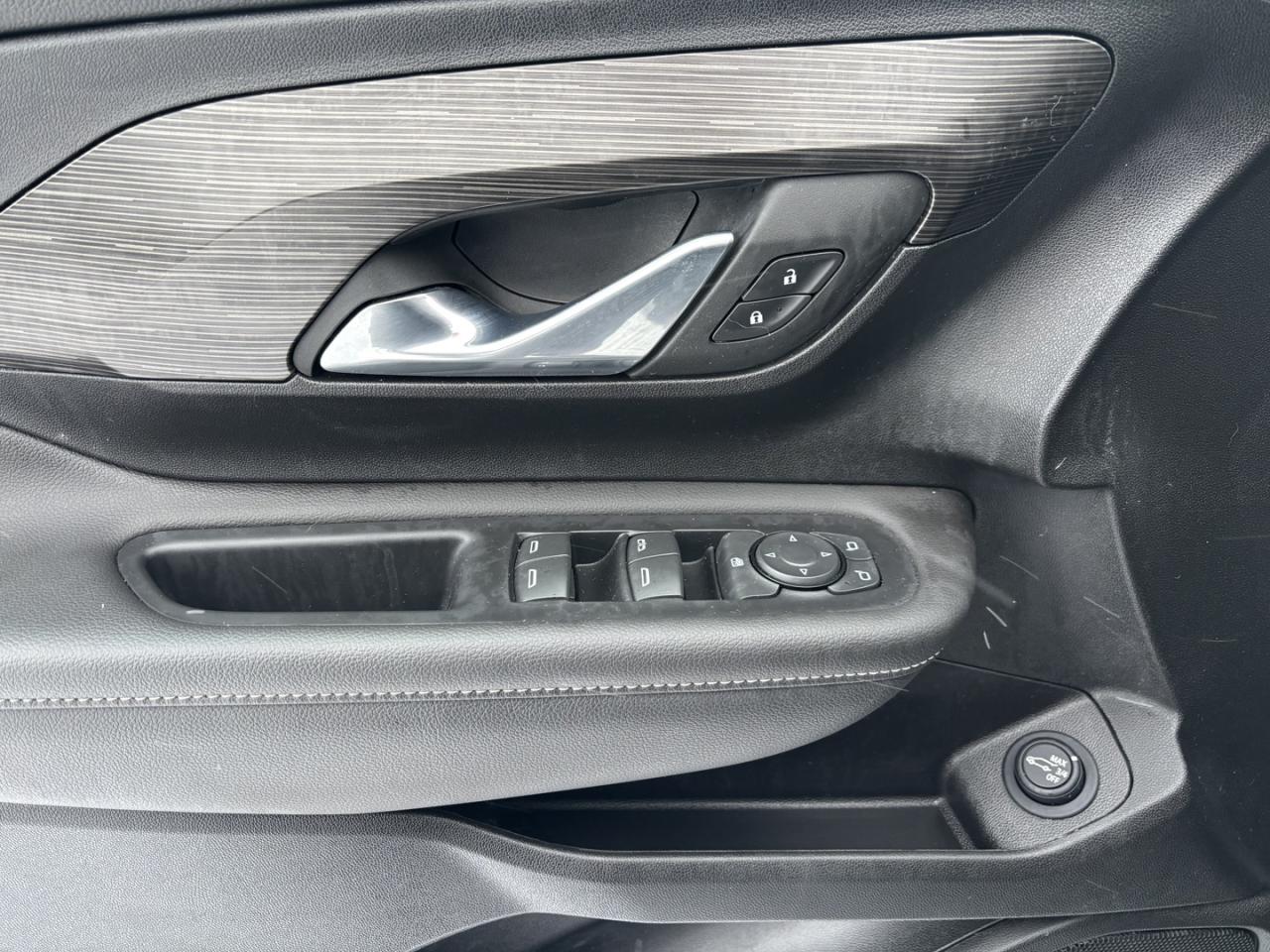 2023 GMC Terrain SLE ~NO ACCIDENTS~ Photo