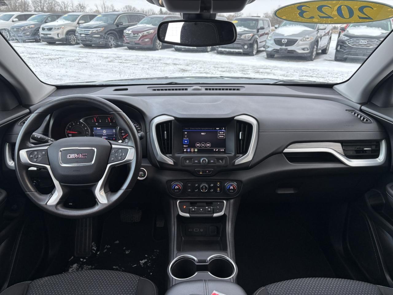 2023 GMC Terrain SLE ~NO ACCIDENTS~ Photo