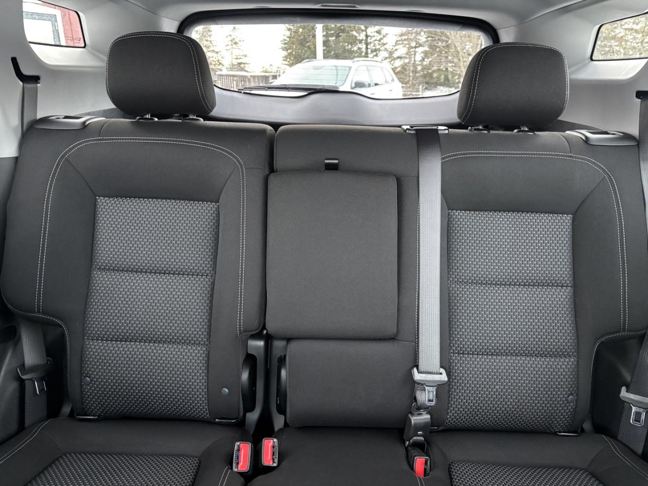 2023 GMC Terrain SLE ~NO ACCIDENTS~ Photo