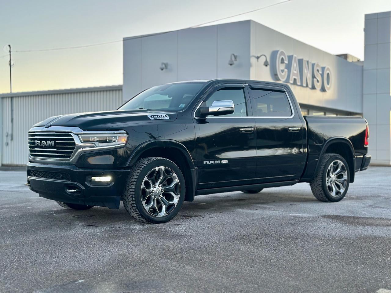 2022 RAM 1500 LARAMIE LONGHORN Photo3