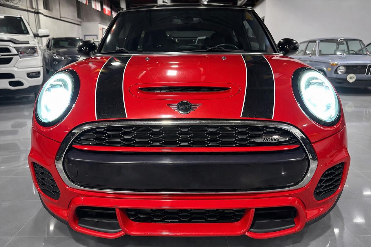 2019 MINI Cooper John Cooper Works / 6 SPEED MANUAL Photo3