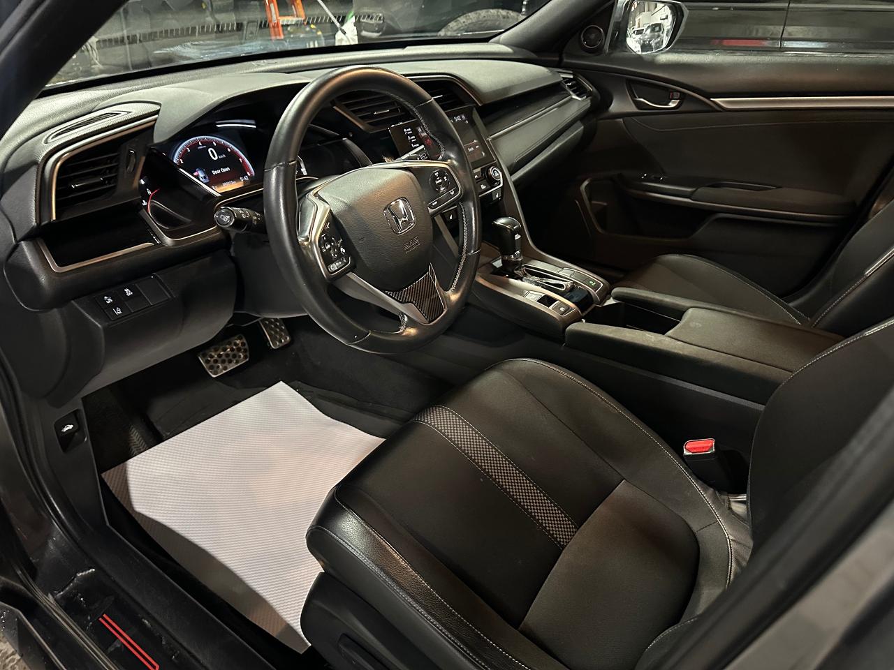 2020 Honda Civic SPORT HATCHBACK | HEATED SEATS | SUNROOF | LANEASI Photo