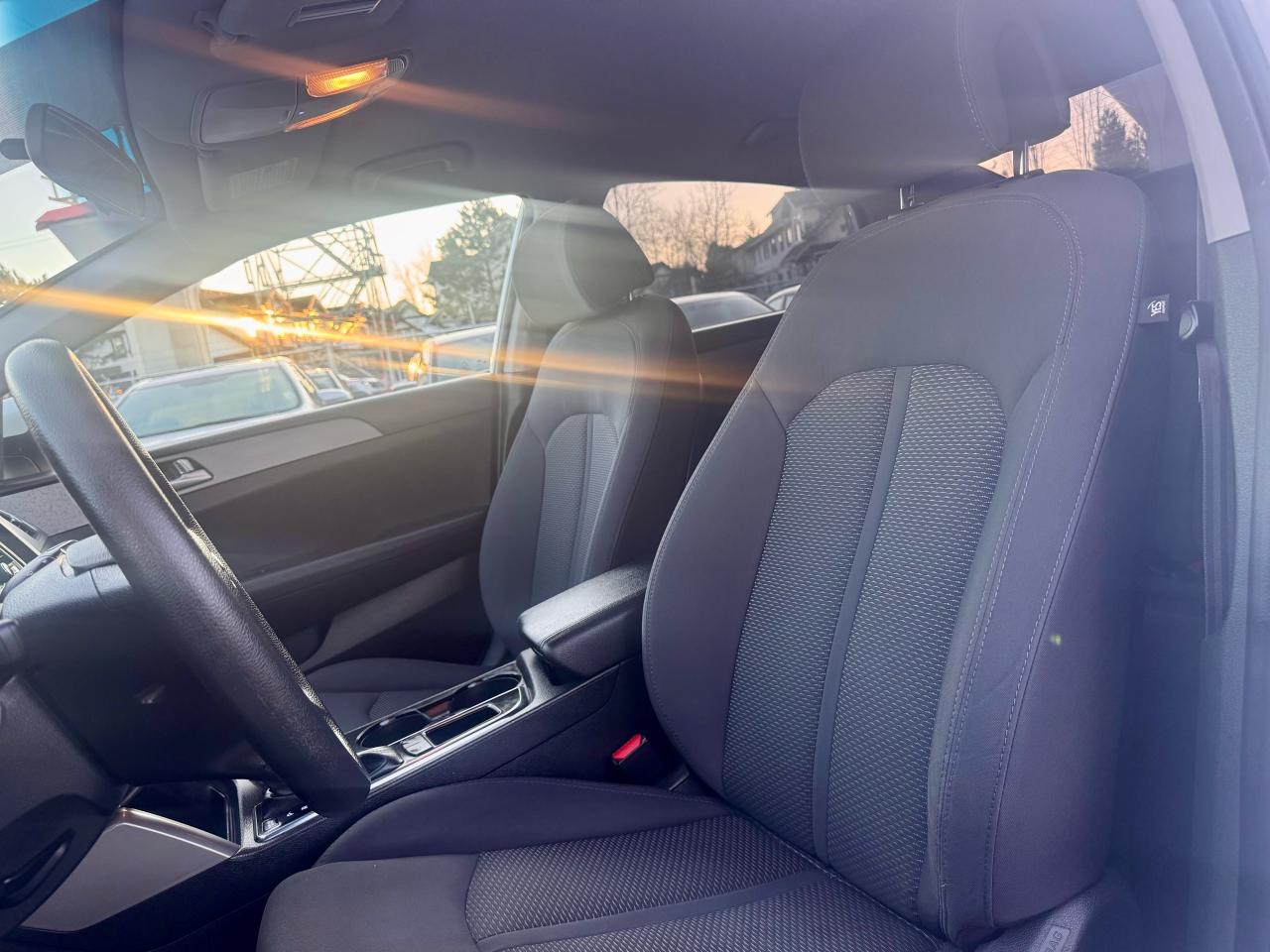 2016 Hyundai Sonata FINANCING AVAILABLE Photo9