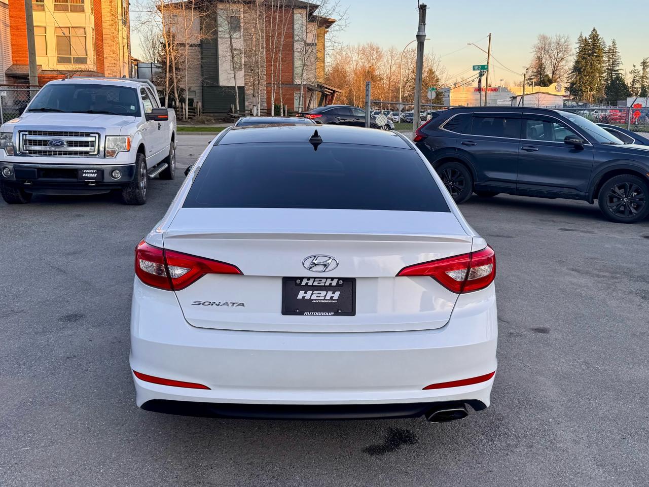 2016 Hyundai Sonata FINANCING AVAILABLE Photo6