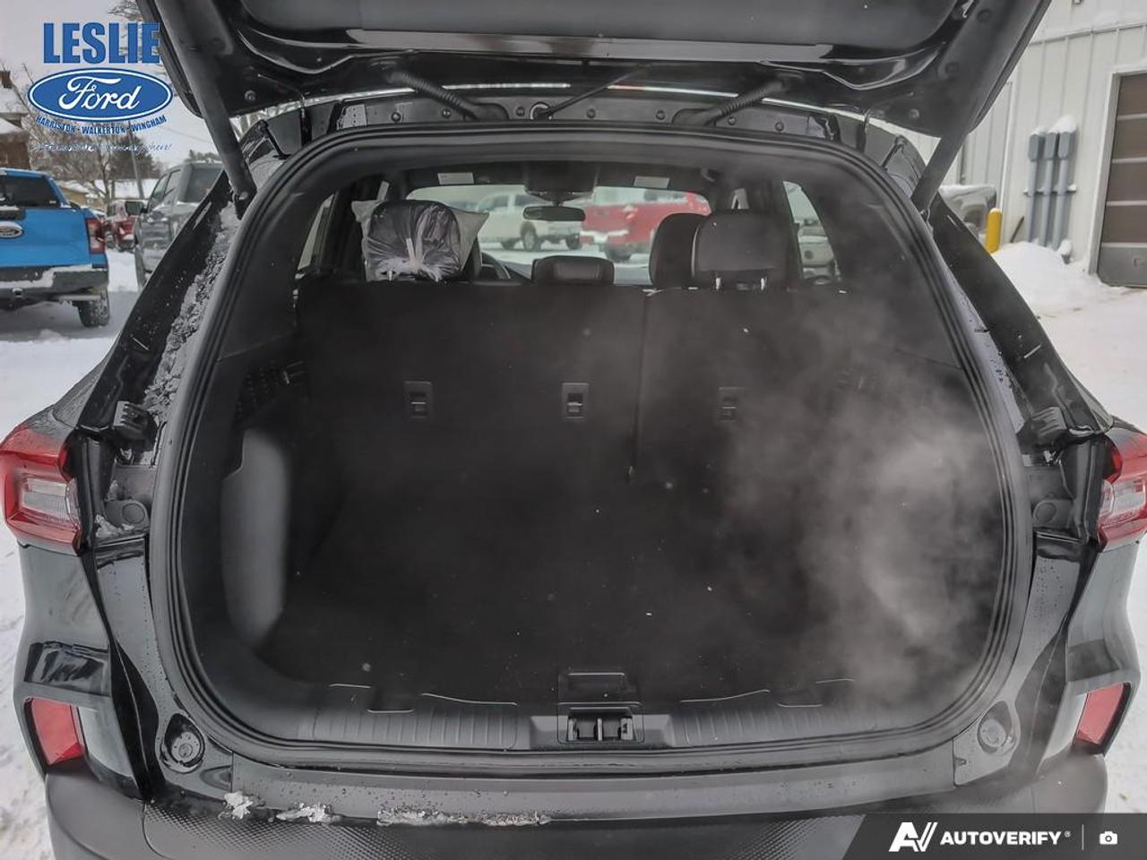 2026 Ford Escape ST-Line Hybrid AWD Photo