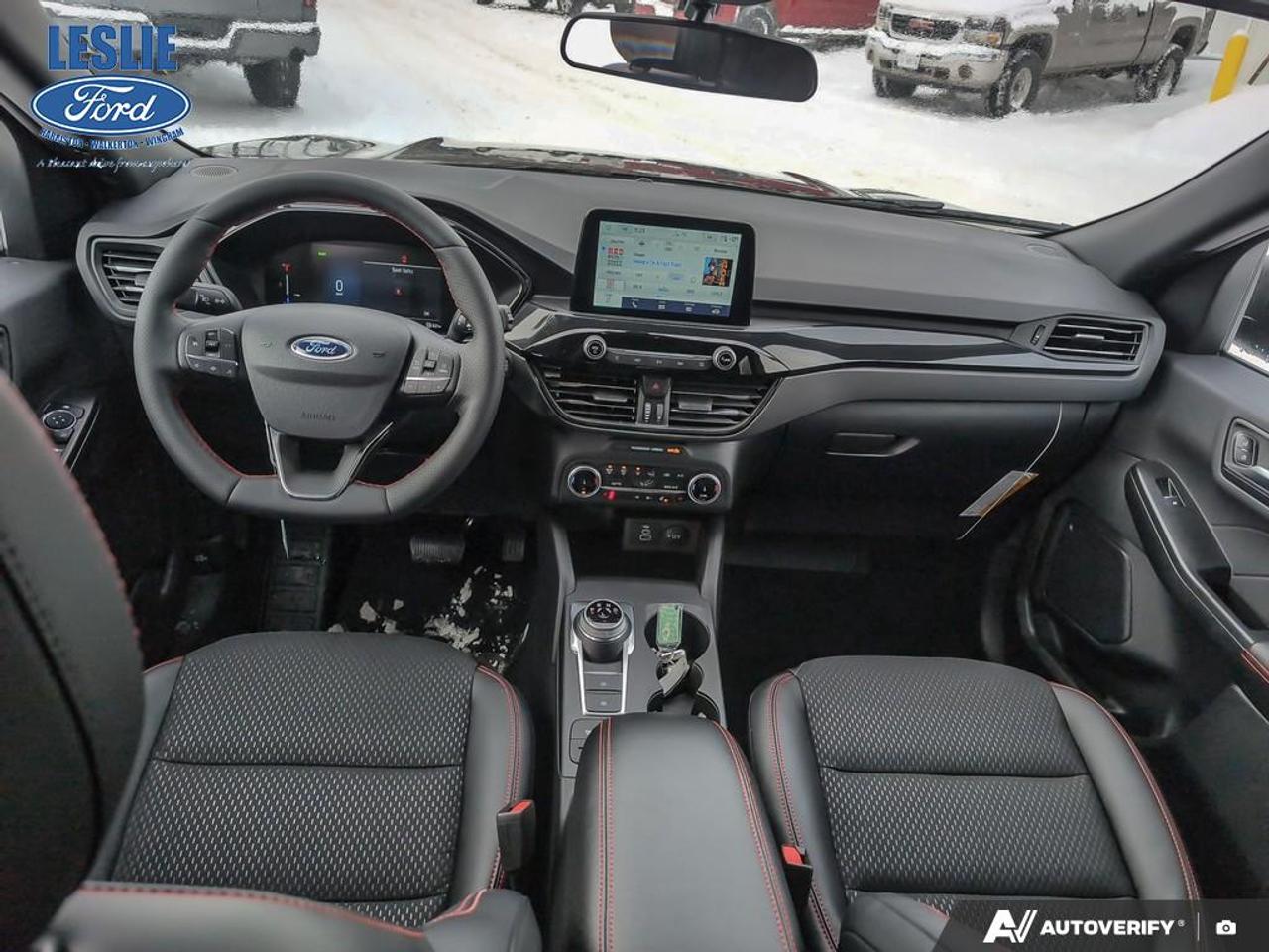 2026 Ford Escape ST-Line Hybrid AWD Photo