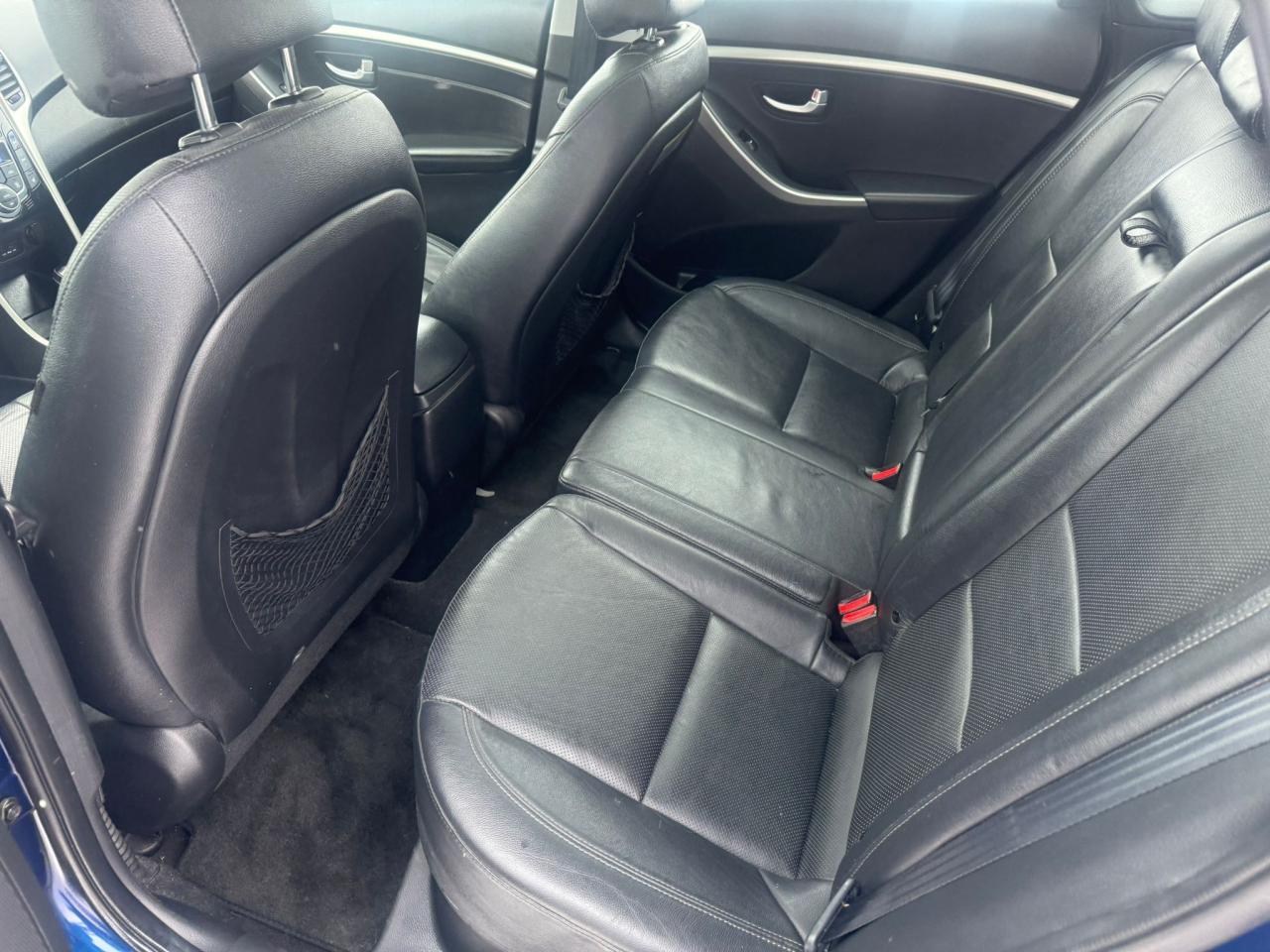 2013 Hyundai Elantra GT SE, LEATHER, SUNROOF, AUTO, 4CYL, CERTIFIED Photo