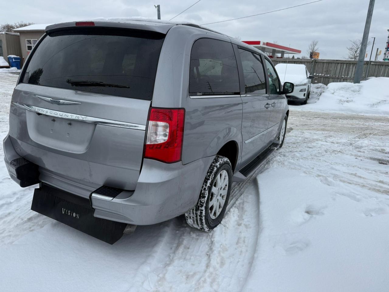 2013 Chrysler Town & Country BRAUN MOBILITY, WHEELCHAIR ACCESSIBLE, ONLY 55KMS Photo4