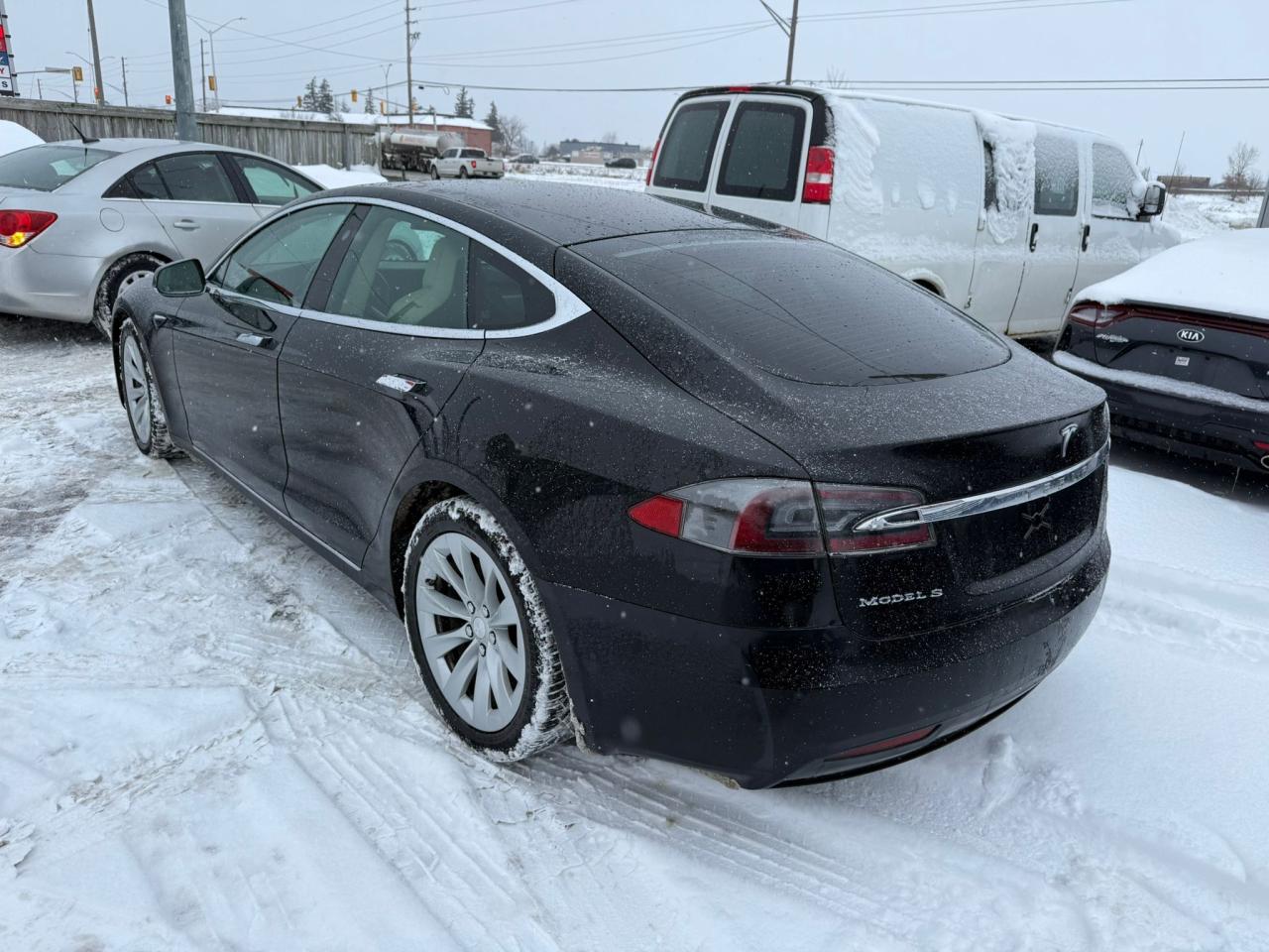 2018 Tesla Model S 75D, AWD, AUTOPILOT, WINTER TIRES, WARRANTY Photo