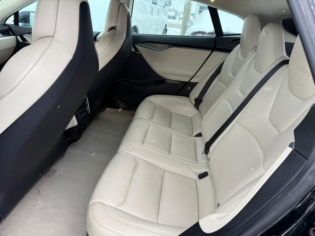 2018 Tesla Model S 75D, AWD, AUTOPILOT, WINTER TIRES, WARRANTY Photo