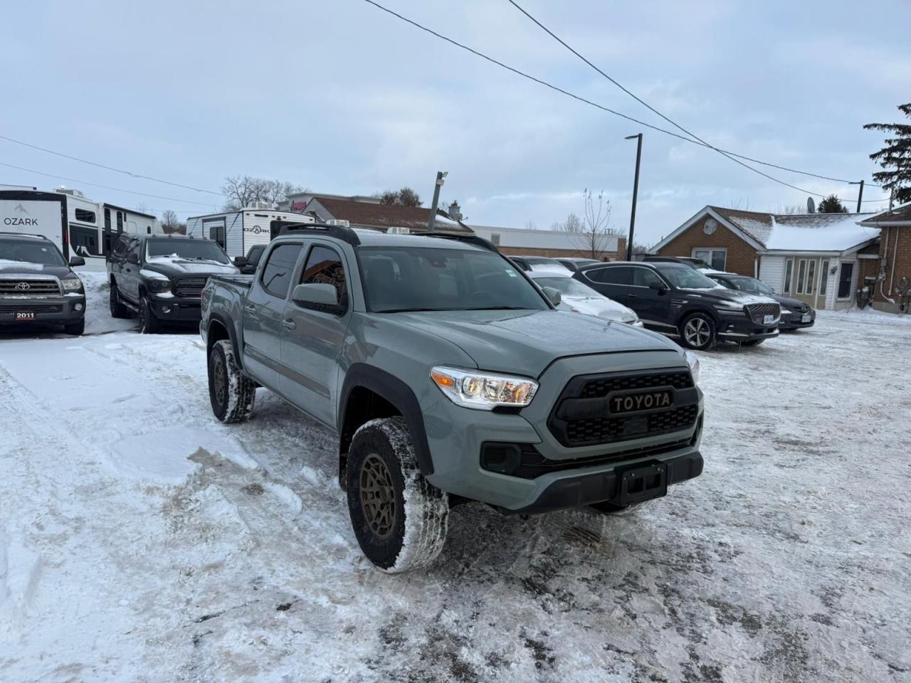 2023 Toyota Tacoma TRAIL EDITION, 4X4, ONLY 23,000KMS, CERTIFIED Photo4