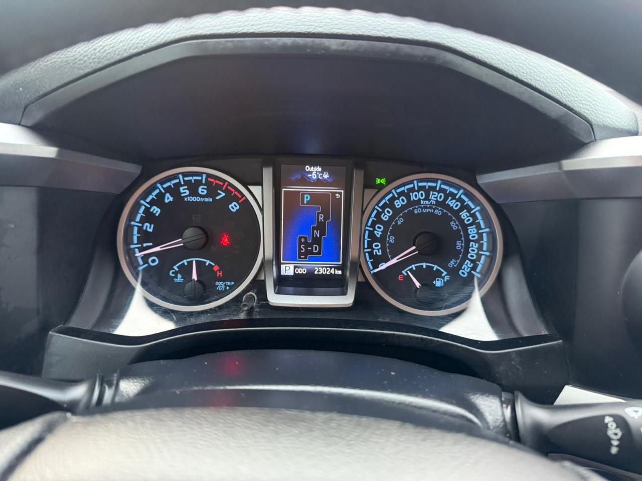 2023 Toyota Tacoma TRAIL EDITION, 4X4, ONLY 23,000KMS, CERTIFIED Photo