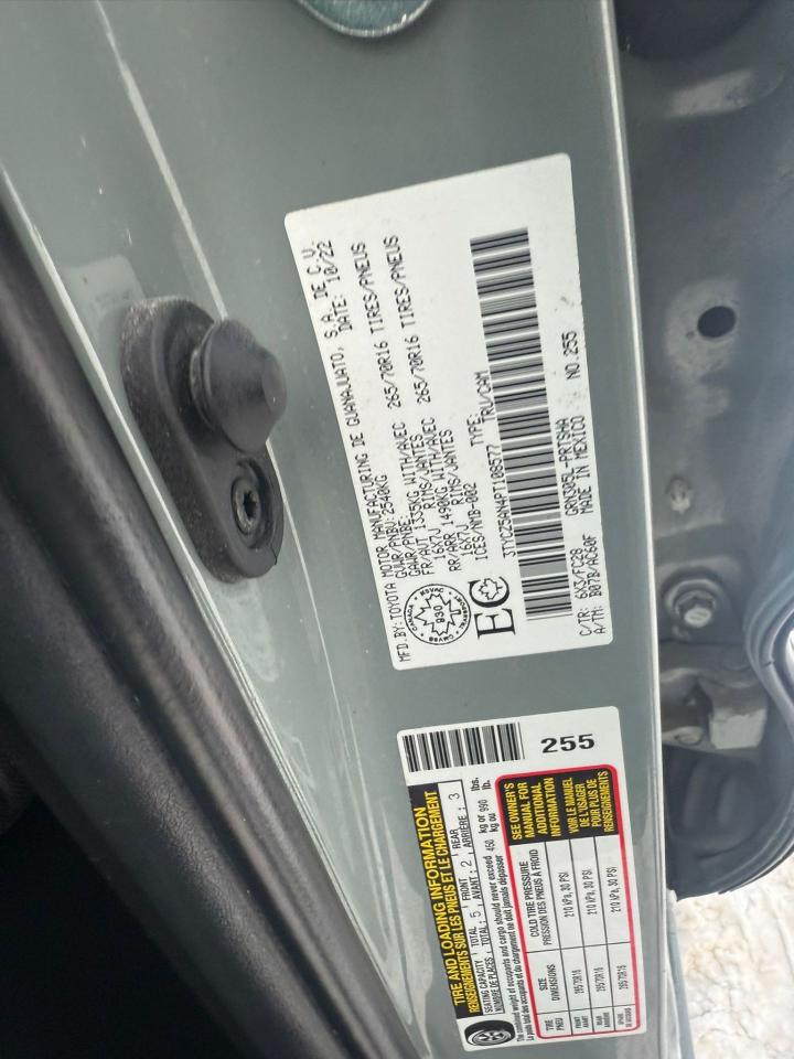 2023 Toyota Tacoma TRAIL EDITION, 4X4, ONLY 23,000KMS, CERTIFIED Photo