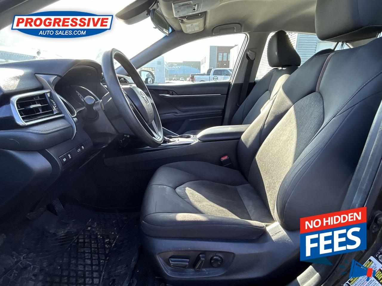 2018 Toyota Camry LE Photo