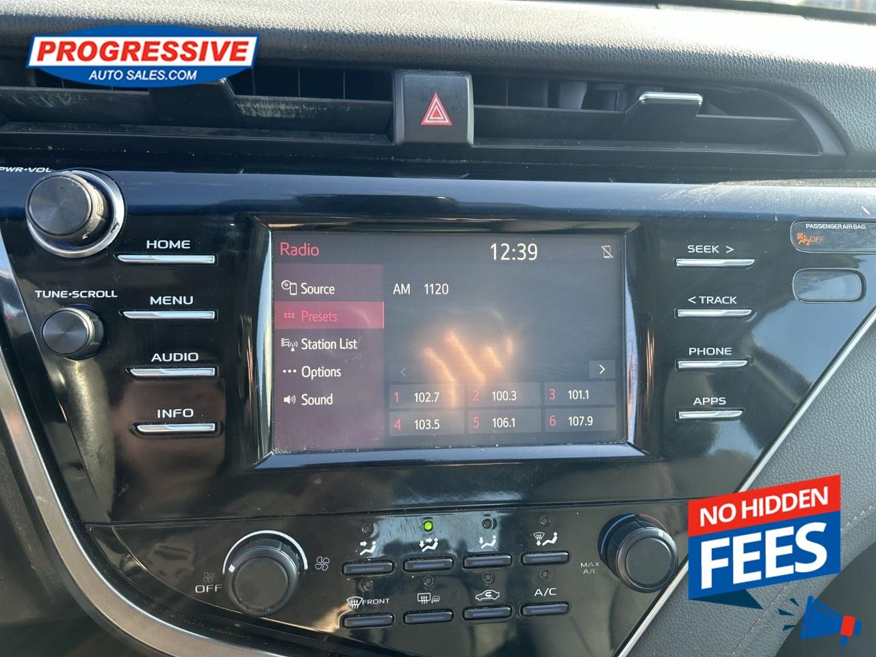 2018 Toyota Camry LE Photo