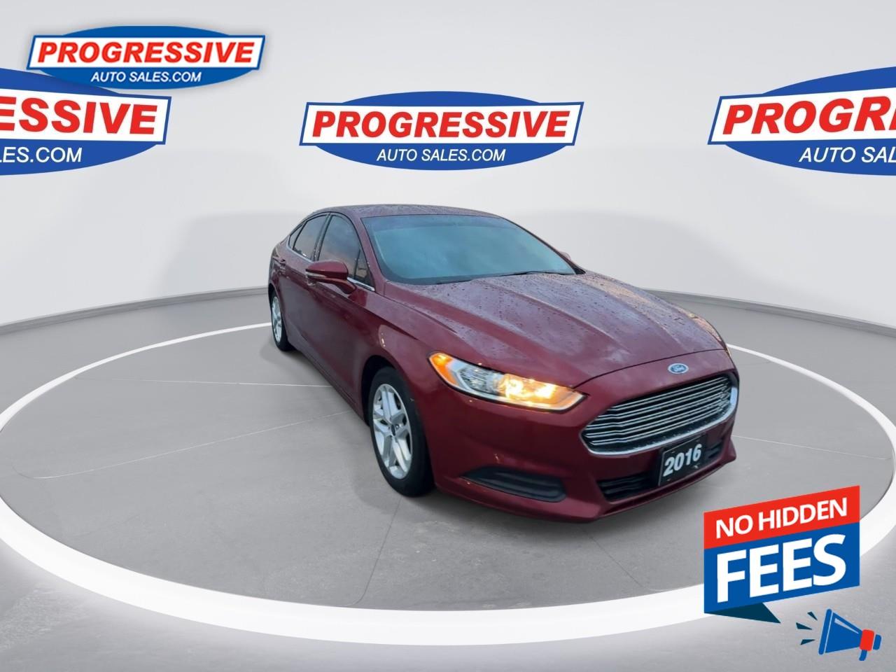 2016 Ford Fusion SE Photo2