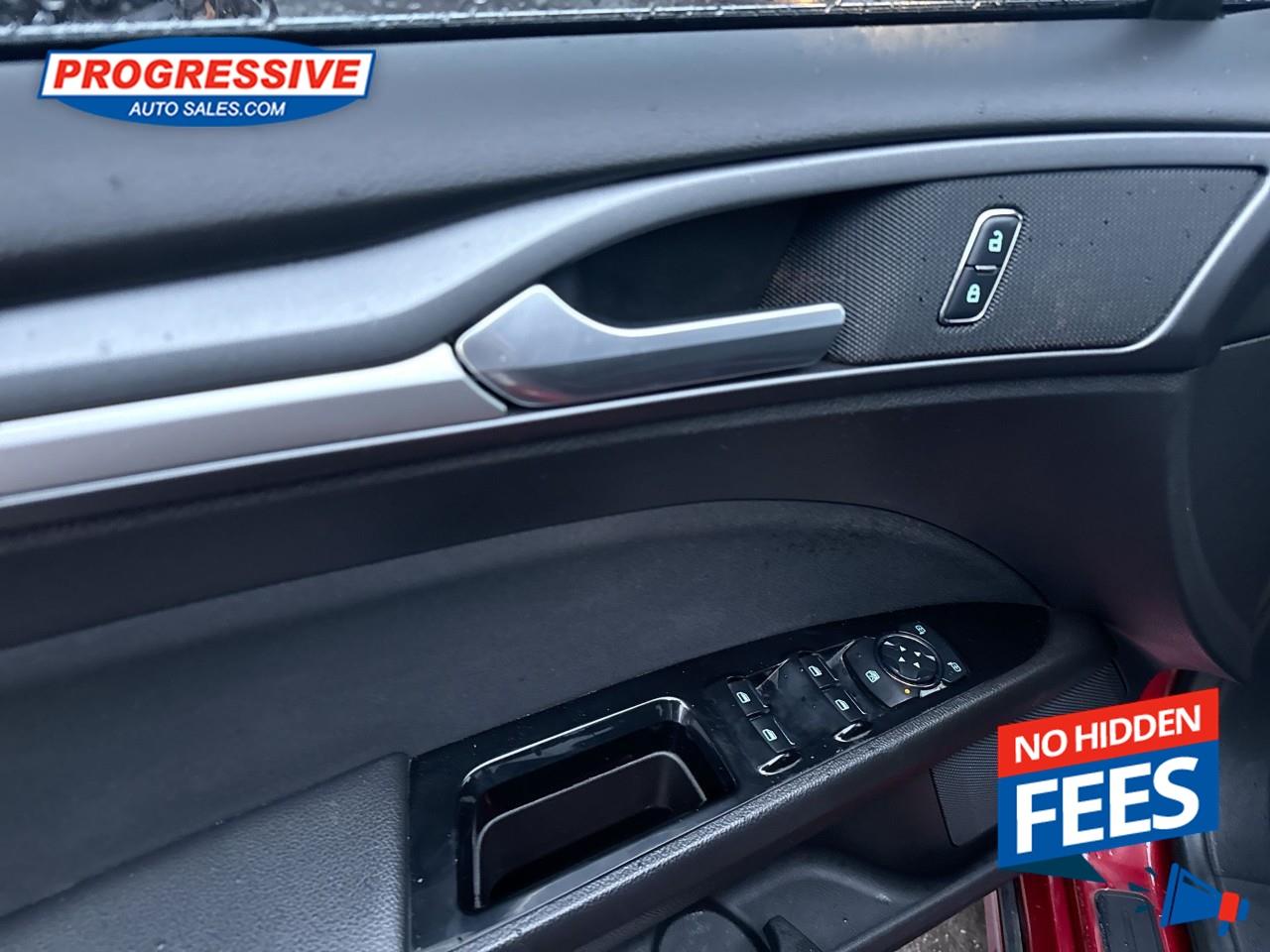 2016 Ford Fusion SE Photo