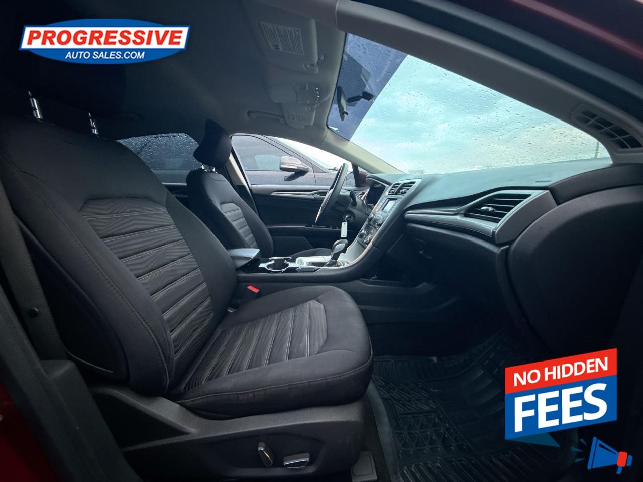 2016 Ford Fusion SE Photo