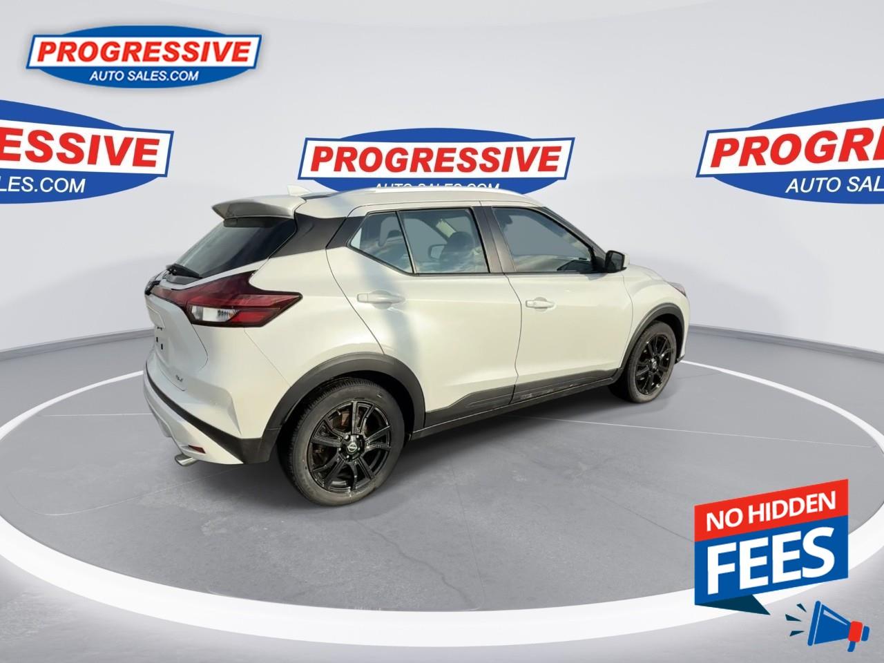2022 Nissan Kicks SV Photo