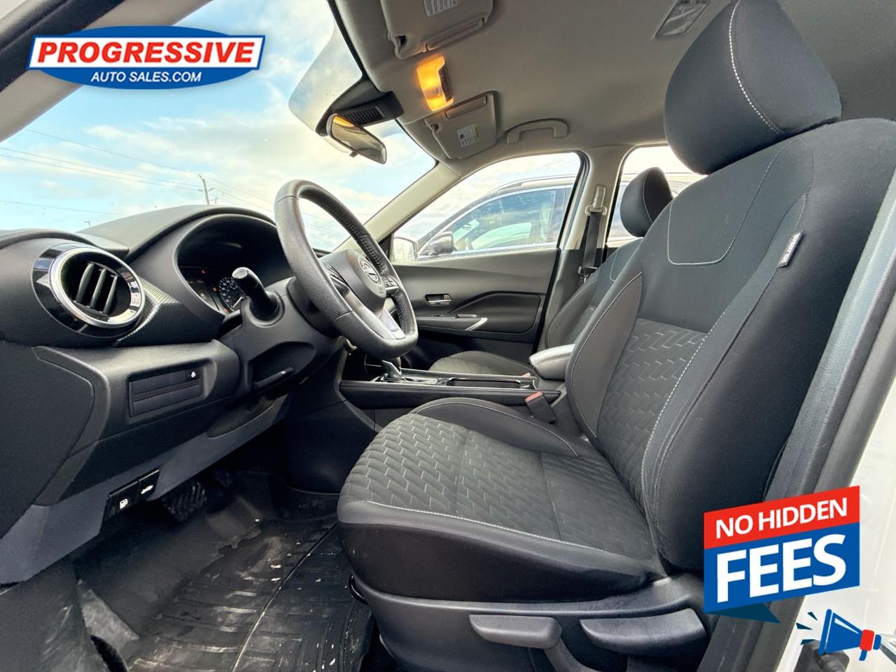 2022 Nissan Kicks SV Photo