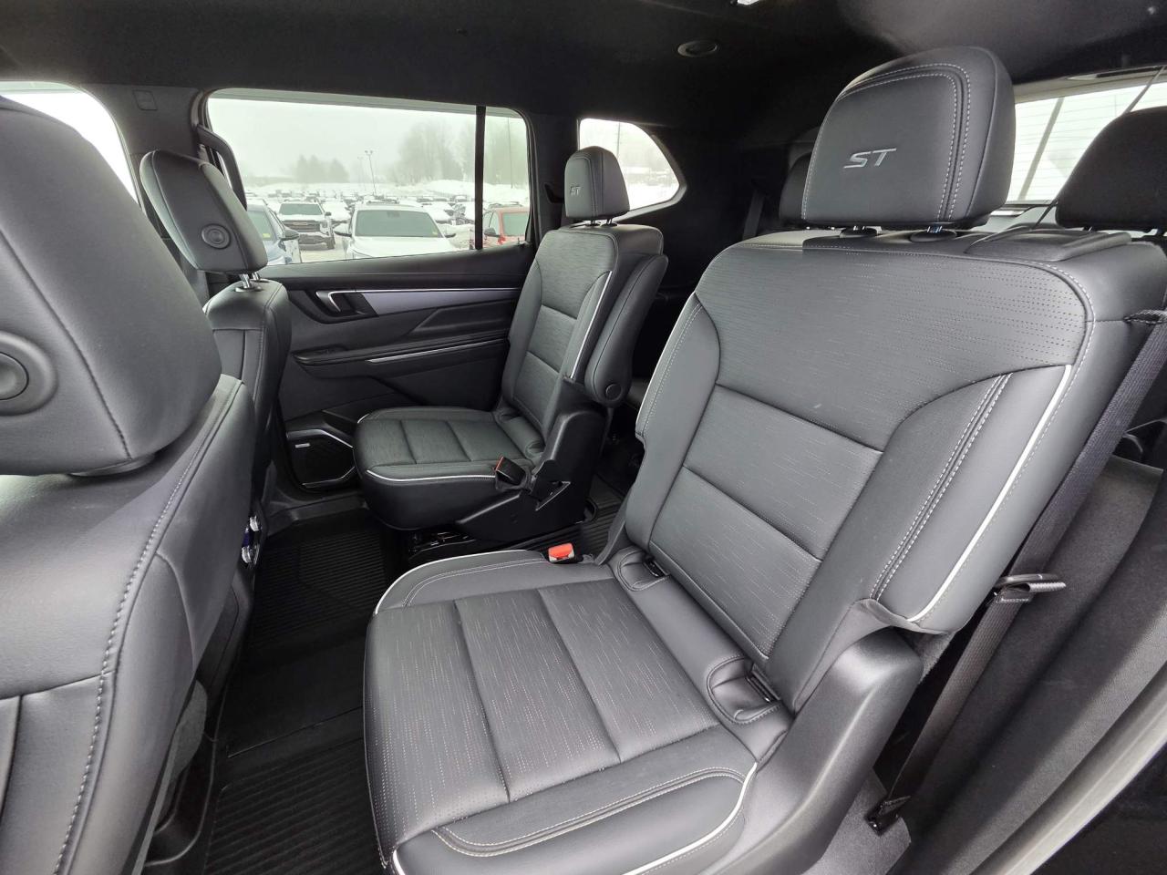 2025 Buick Enclave Sport Touring One Owner | Leather | 7-Passenger | 20" Wheels Photo