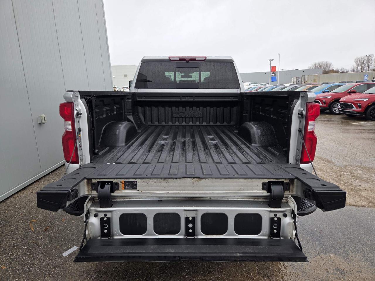 2023 Chevrolet Silverado 2500 HD High Country One Owner | Gas | Navigation | Z71 | 20" Wheels Photo