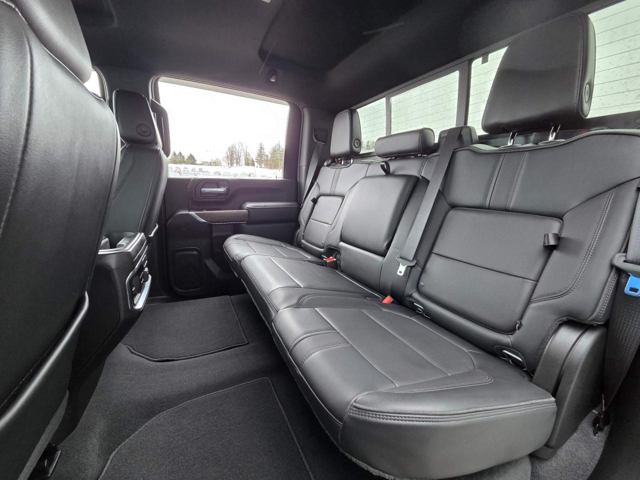 2023 Chevrolet Silverado 2500 HD High Country One Owner | Gas | Navigation | Z71 | 20" Wheels Photo