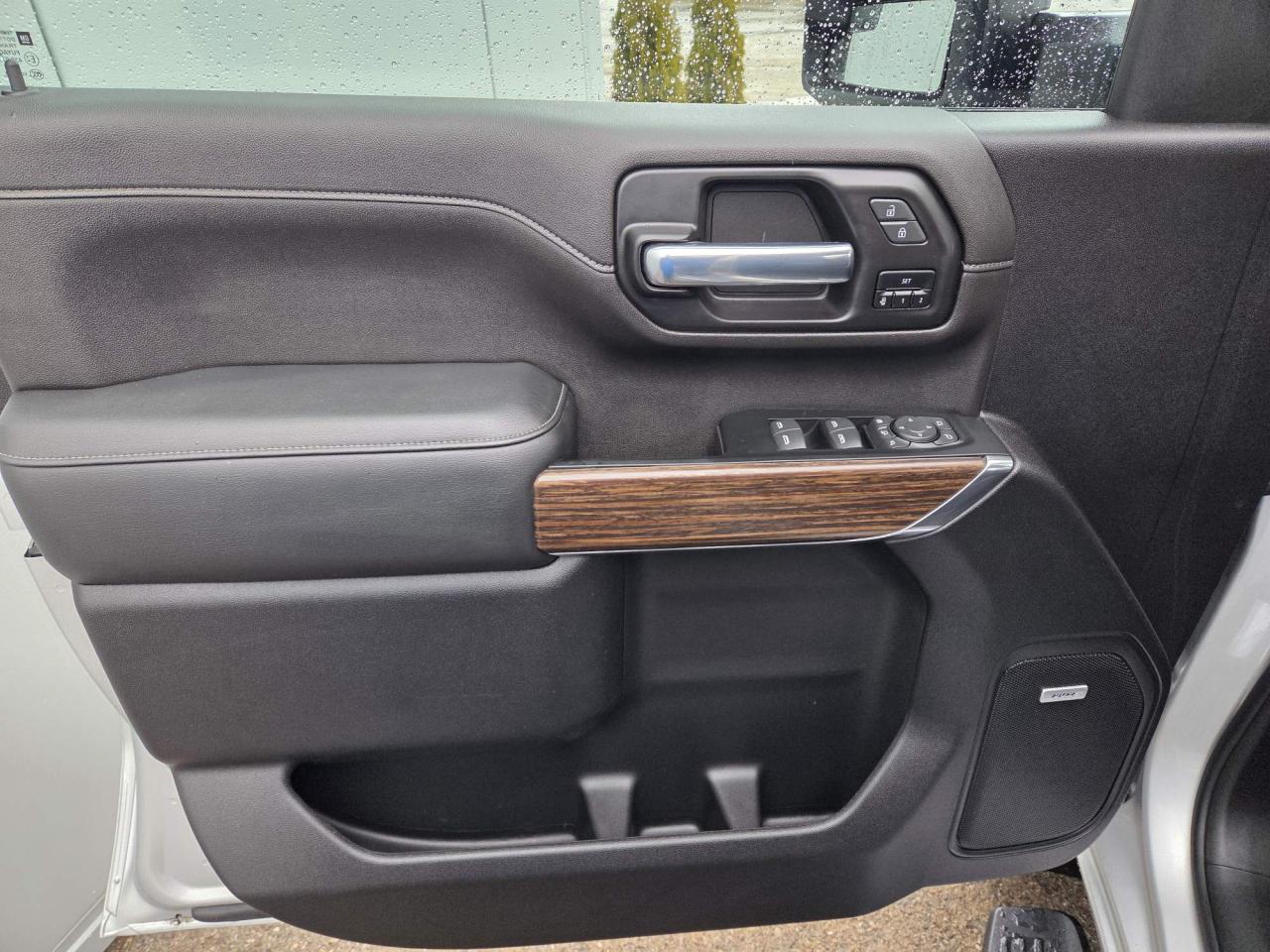 2023 Chevrolet Silverado 2500 HD High Country One Owner | Gas | Navigation | Z71 | 20" Wheels Photo