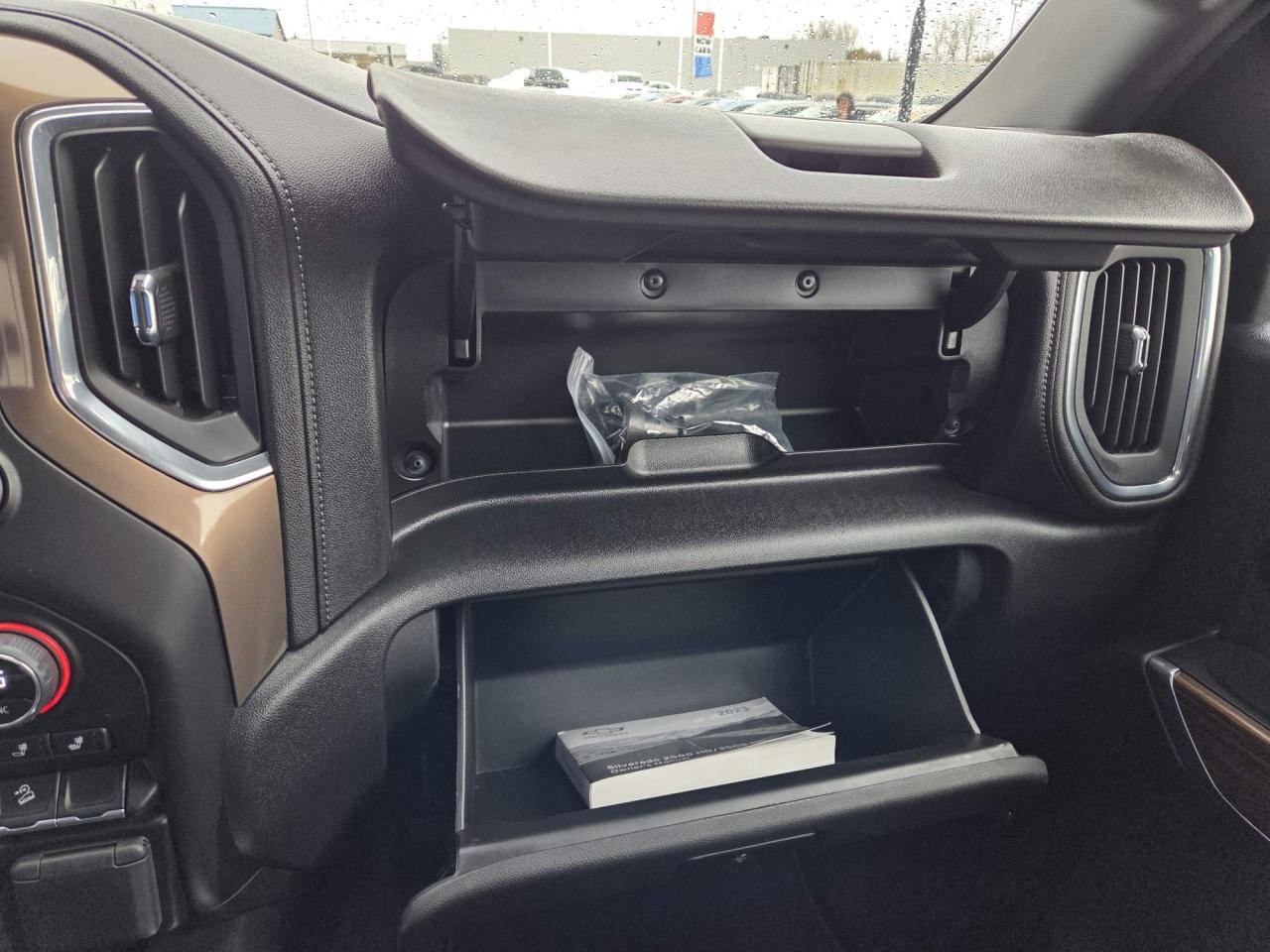 2023 Chevrolet Silverado 2500 HD High Country One Owner | Gas | Navigation | Z71 | 20" Wheels Photo