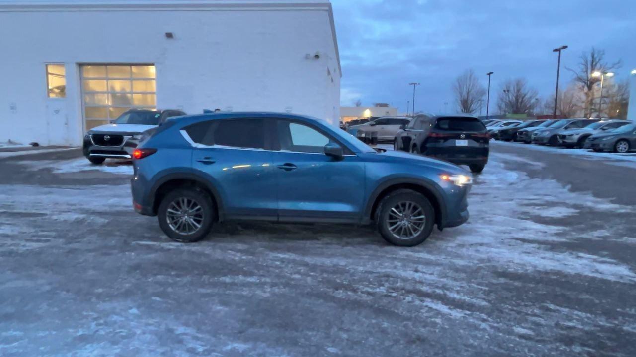 2021 Mazda CX-5 GS AWD at Photo