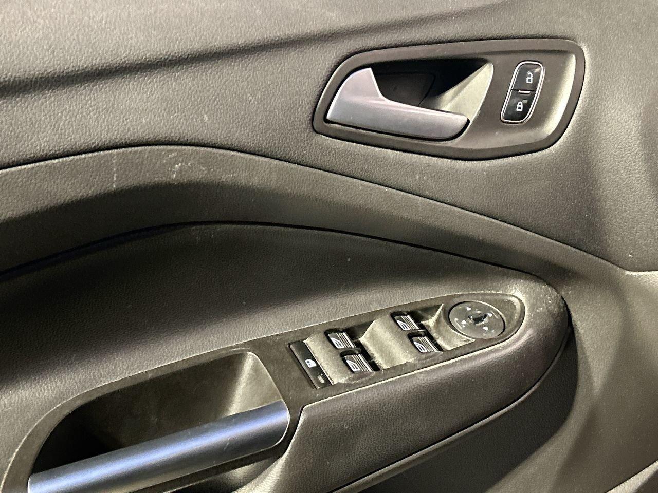 2017 Ford Escape SE - 4WD Photo