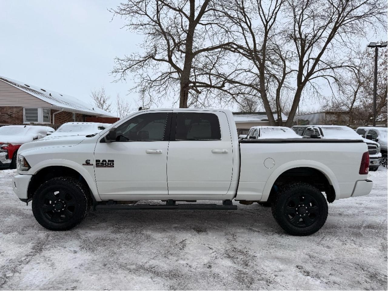 2018 RAM 2500 Laramie | Cummins Diesel | Clean Carfax Photo3