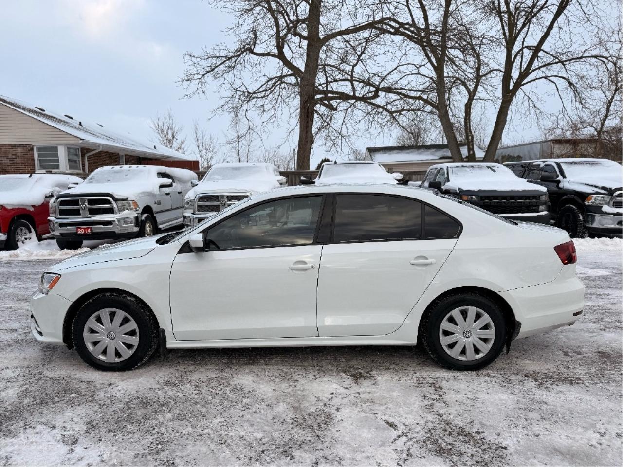 2017 Volkswagen Jetta Sedan ,Very Clean, Well Maintained, Drives Great !!! Photo