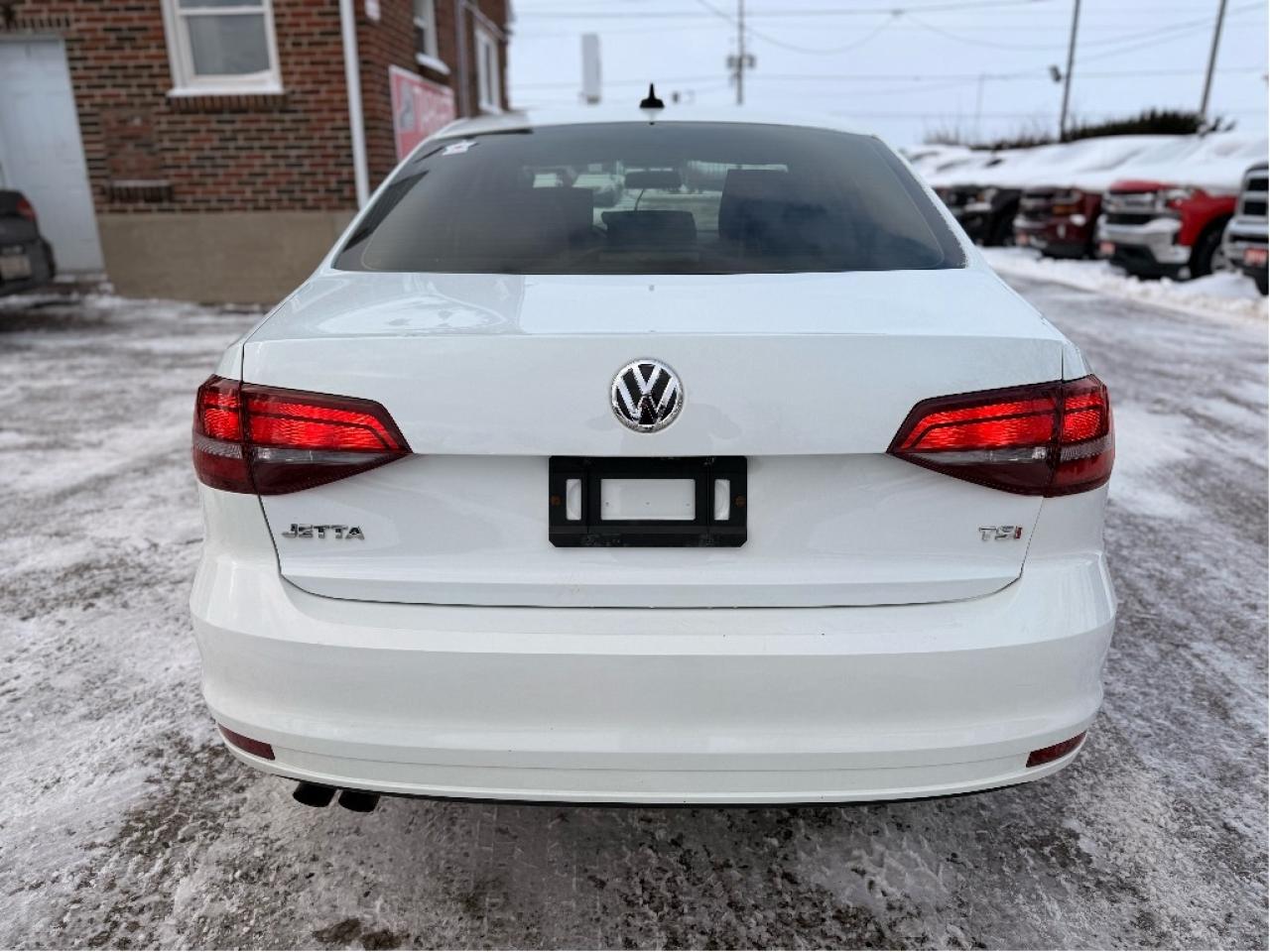 2017 Volkswagen Jetta Sedan ,Very Clean, Well Maintained, Drives Great !!! Photo