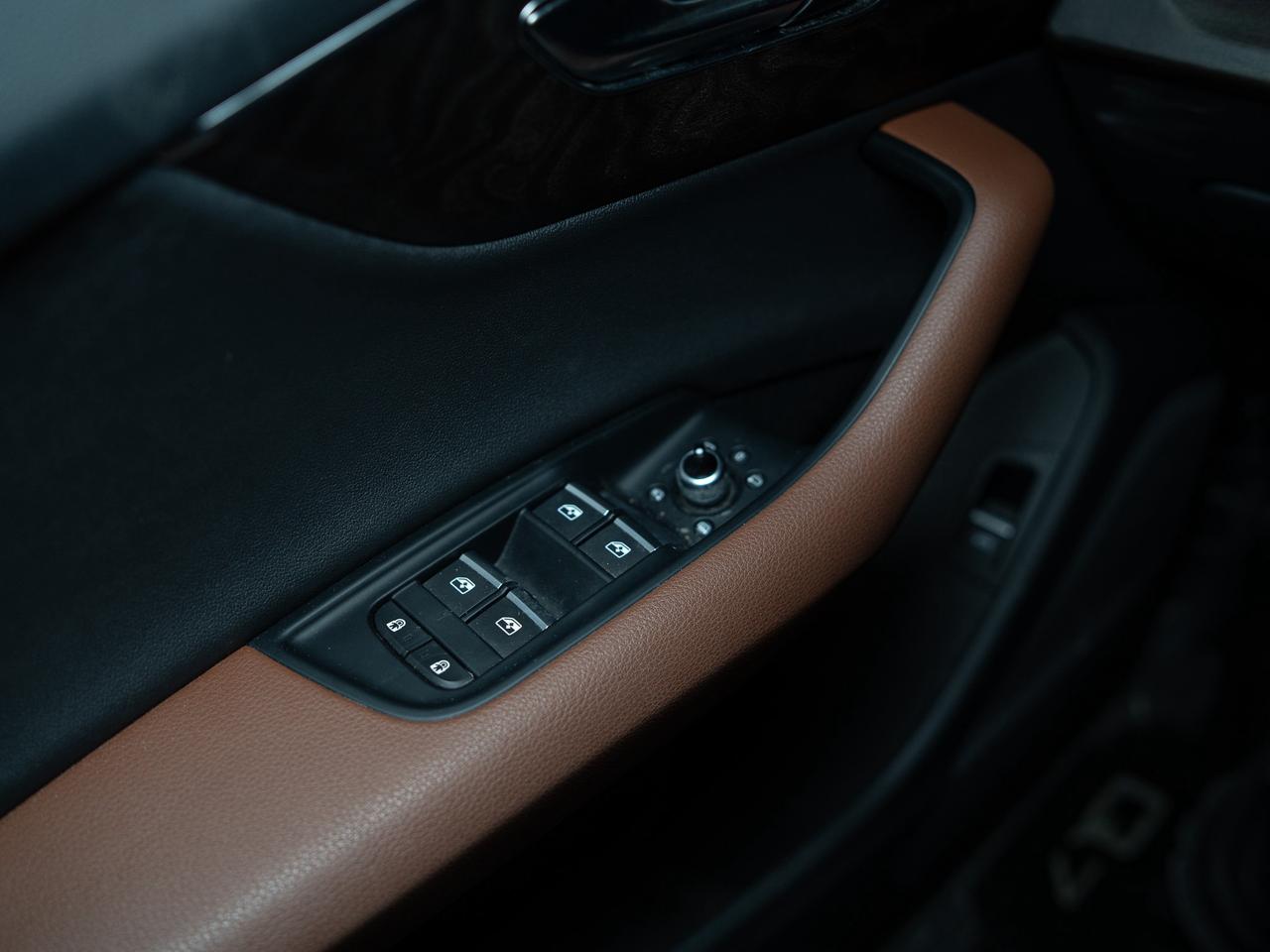 2022 Audi Q7 PROGRESSIV | 7 PASS | BLACK OPTICS | 21 IN Photo