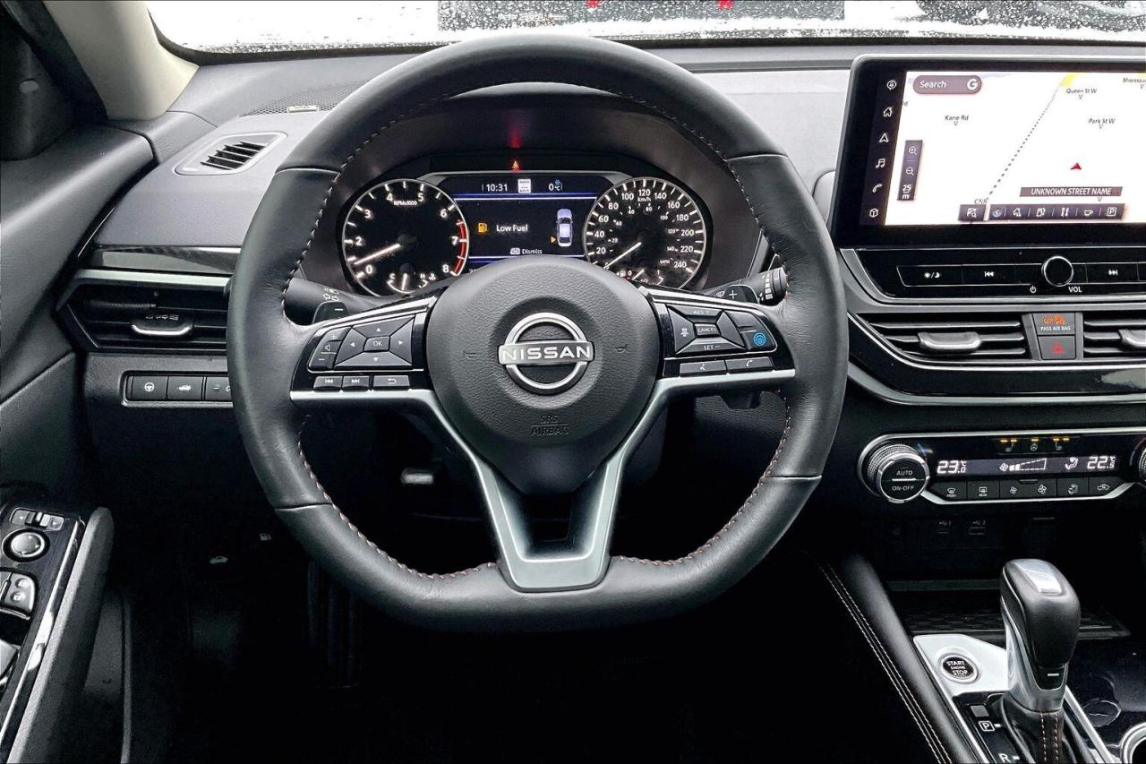 2024 Nissan Altima SR | Heated Leather | Sunroof | SafetyTech | AWD Photo4