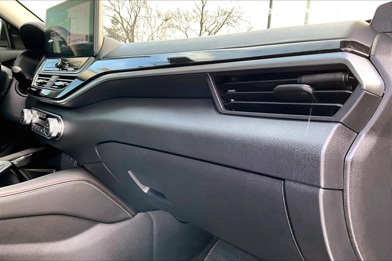 2024 Nissan Altima SR | Heated Leather | Sunroof | SafetyTech | AWD Photo