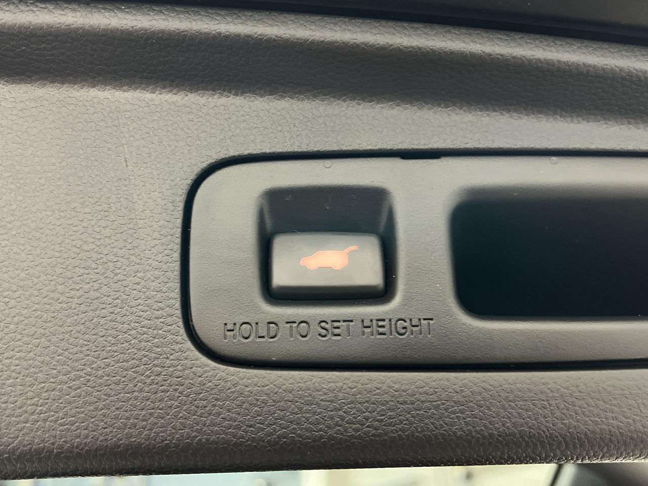 2023 Honda CR-V EX-L AWD | HTD LEATHER | SUNROOF | REMOTE START Photo