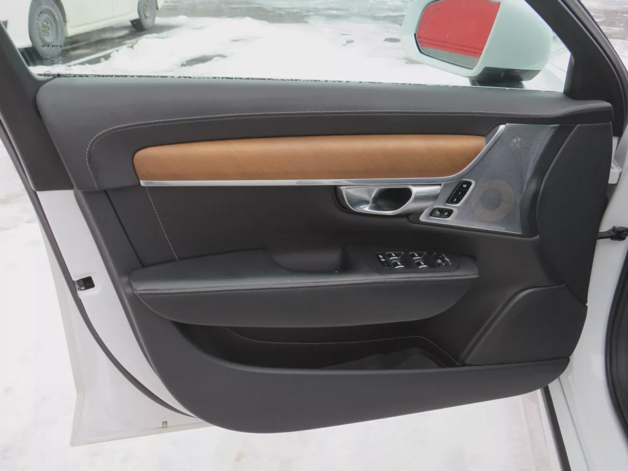 2020 Volvo S90 Inscription Very Low Km | Clean Title | No Accidents | Safety Certified | AWD | Alloy Rims | Sunroof | Leather | Navigation | Power Seats | Bowers&Wilkins Sound System | Reverse Camera | Heated Seats | Heated Steering Wheel | Lane & Parking Assist Photo