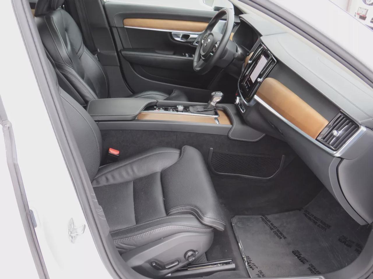 2020 Volvo S90 Inscription Very Low Km | Clean Title | No Accidents | Safety Certified | AWD | Alloy Rims | Sunroof | Leather | Navigation | Power Seats | Bowers&Wilkins Sound System | Reverse Camera | Heated Seats | Heated Steering Wheel | Lane & Parking Assist Photo