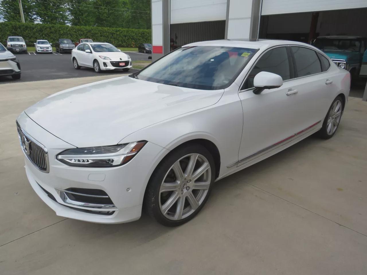 2020 Volvo S90 Inscription Very Low Km | Clean Title | No Accidents | Safety Certified | AWD | Alloy Rims | Sunroof | Leather | Navigation | Power Seats | Bowers&Wilkins Sound System | Reverse Camera | Heated Seats | Heated Steering Wheel | Lane & Parking Assist Photo