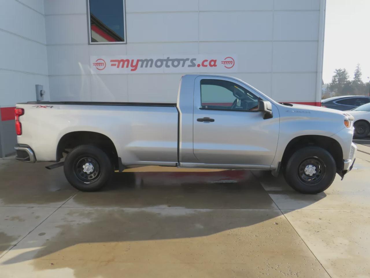 2019 Chevrolet Silverado 1500 Work Truck (**RARE SINGLE CAB!!**SAFETY/CERTIFIED!!**4X4**TRAILER HITCH**BRAKE CONTROLLER**AUTO HEADLIGHTS**DIGITAL TOUCHSCREEN**CRUISE CONTROL**POWER WINDOWS**POWER LOCKS**BACKUP CAMERA**USB PORT**) Photo