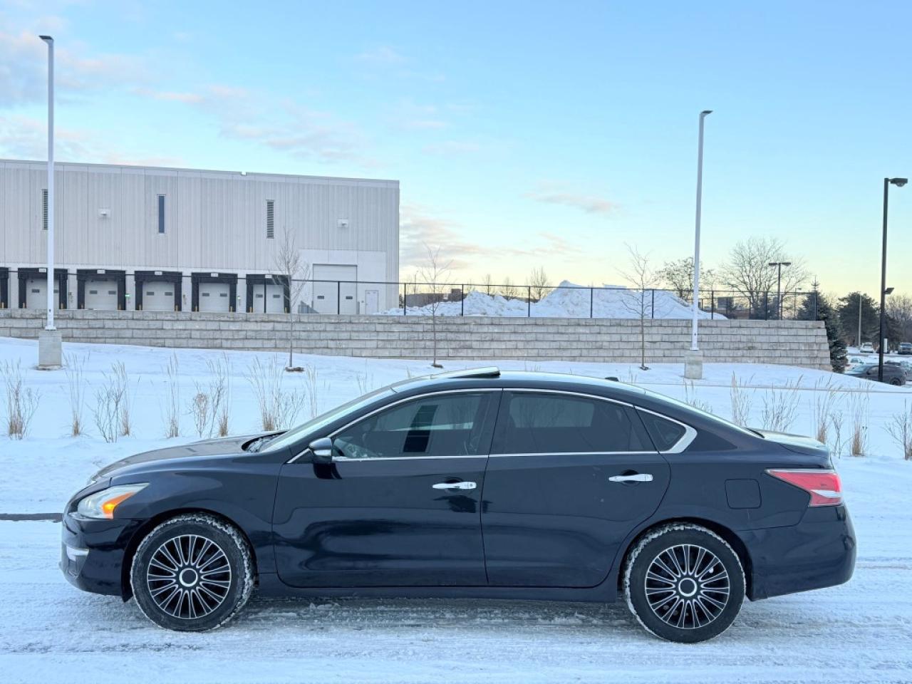 2013 Nissan Altima 4dr Sedan I4 CVT 2.5 Photo