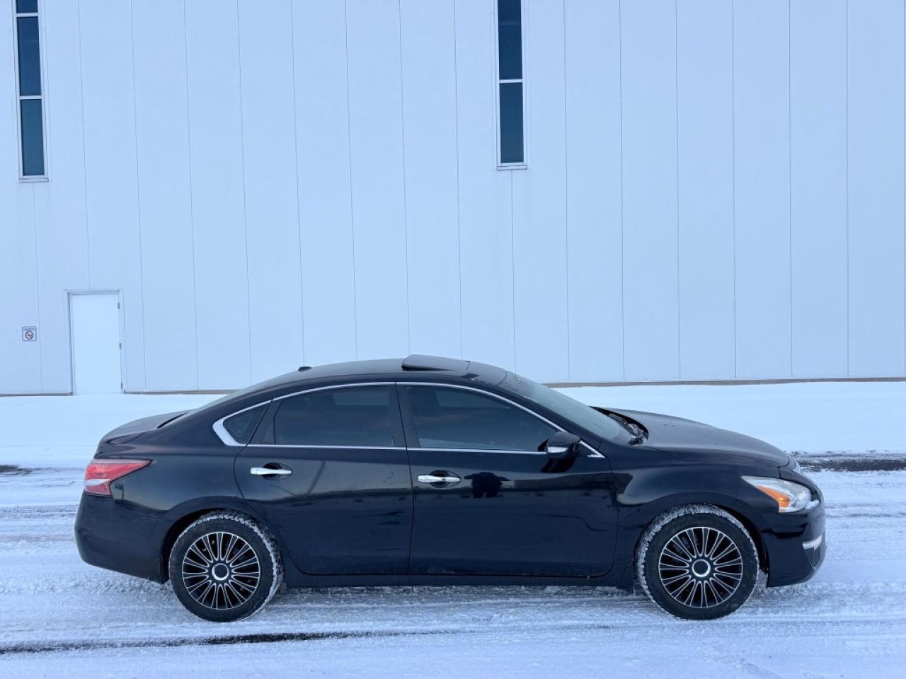 2013 Nissan Altima 4dr Sedan I4 CVT 2.5 Photo