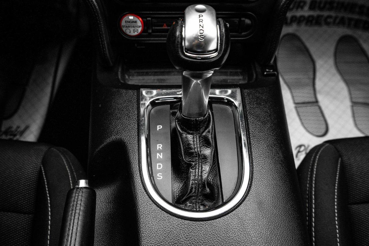 2017 Ford Mustang V6 Photo