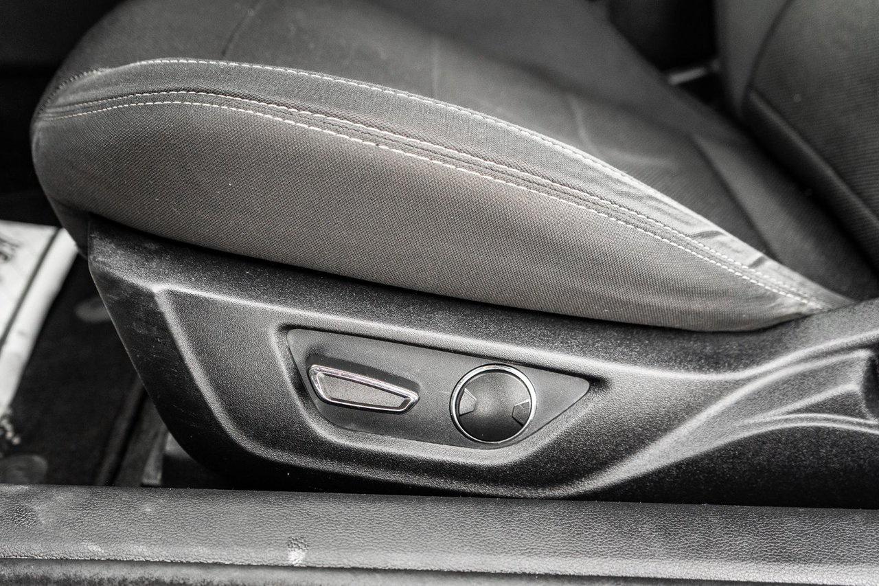 2017 Ford Mustang V6 Photo