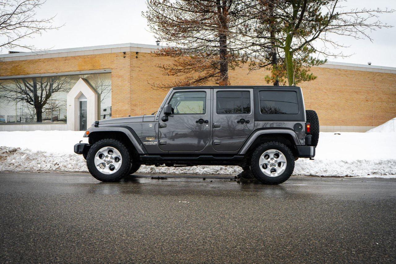 2014 Jeep Wrangler Unlimited Sahara Photo